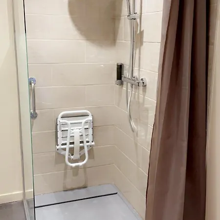 La Grange Du Contoures Bed & Breakfast 3*