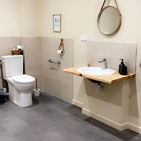 La Grange Du Contoures Bed & Breakfast